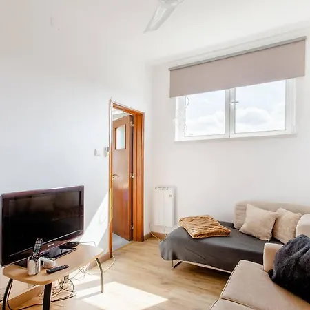 Cq Coimbra Guest house *